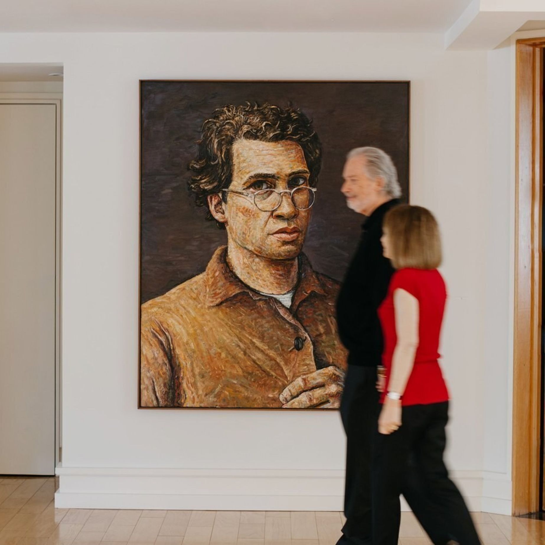 Garrett Portrait Art Focus Candid Walking 181228 190948